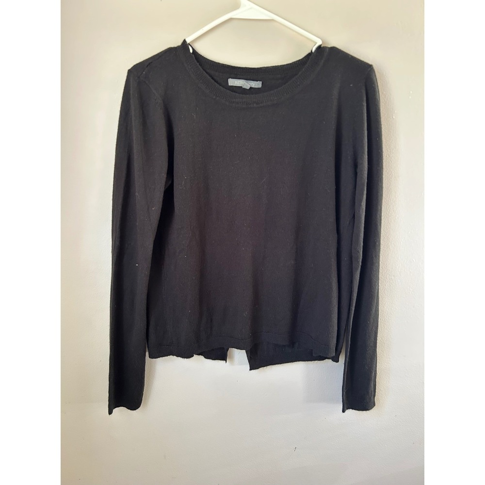 Retro-ology  Black Long Sleeve Back Open Sweater‎ Top Women Size M Normcore Cozy